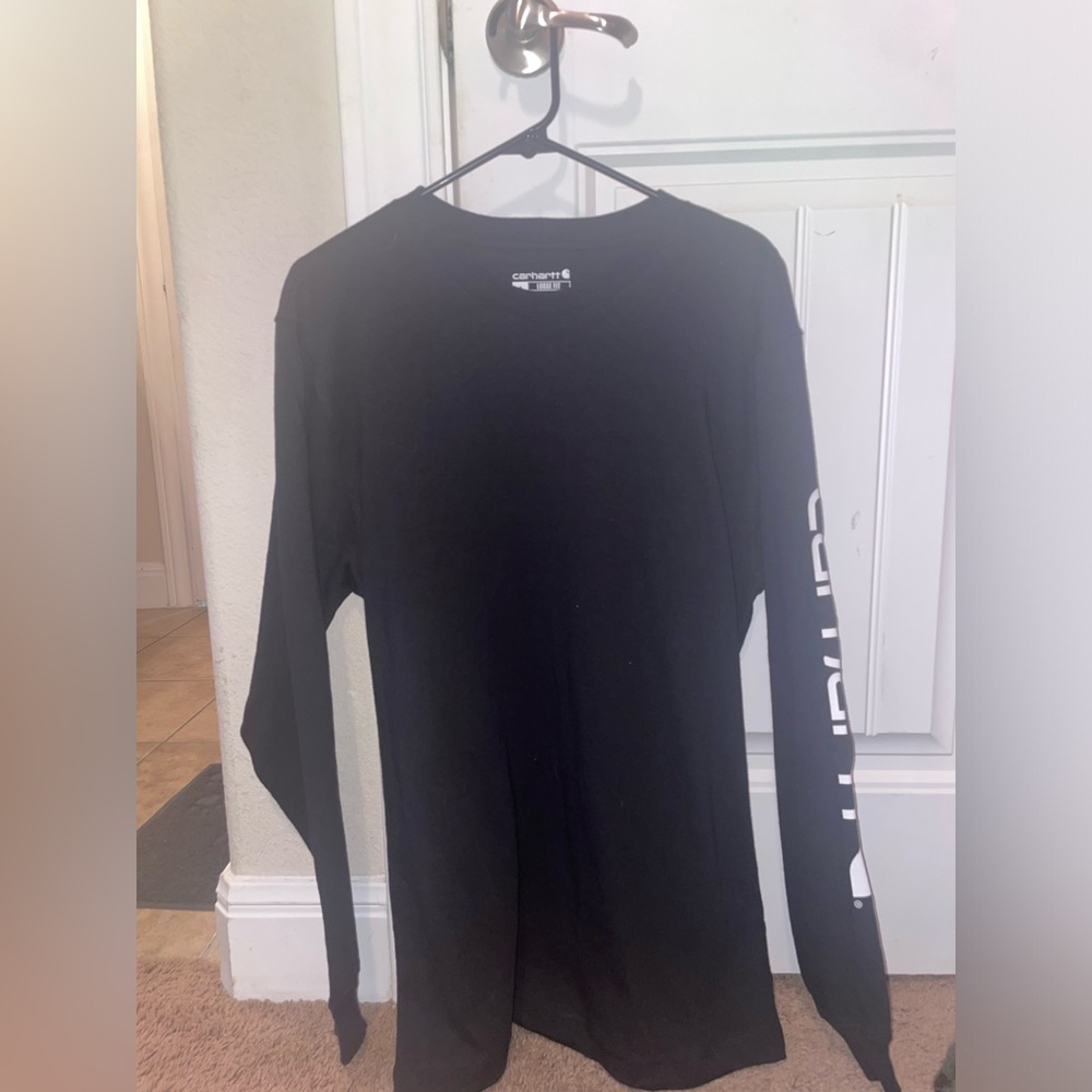Men’s size small brand new black Carhartt shirt